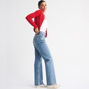 Abercrombie and Fitch High Rise 90s Relaxed Jeans